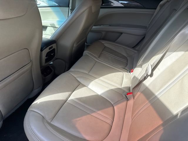 Used 2018 Lincoln MKZ Reserve w/ Climate Package FWD image 17