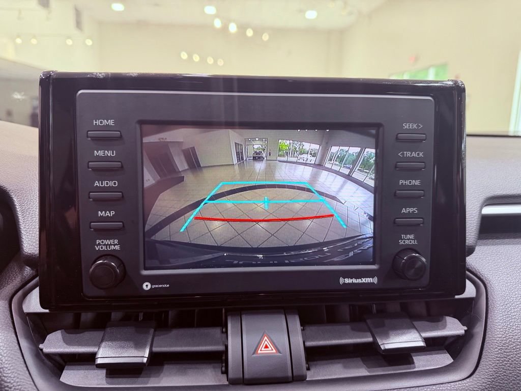 Used 2022 Toyota RAV4 XLE AWD/4WD image 23