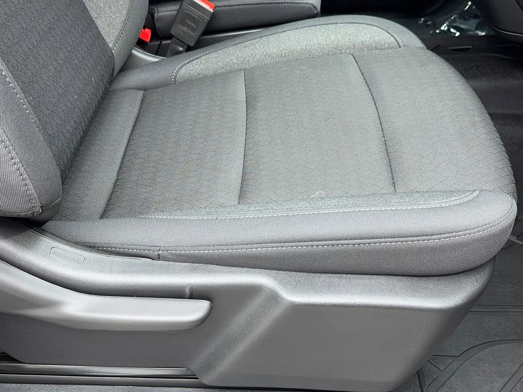 Used 2025 Chevrolet Silverado 1500 Custom image 44