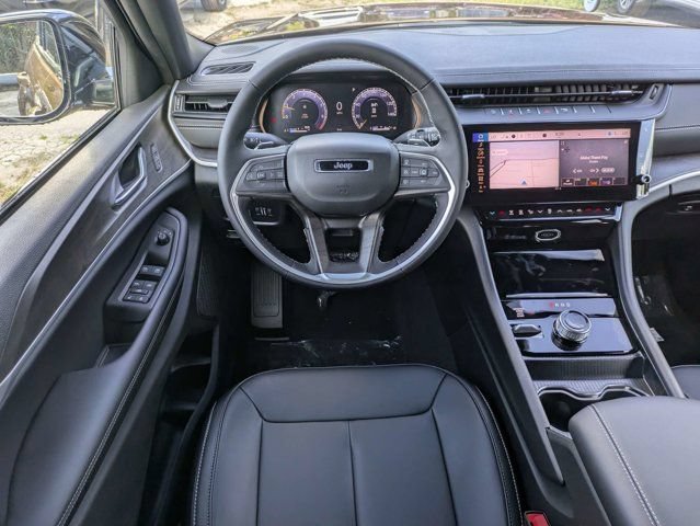 New 2026 Jeep Grand Cherokee Limited AWD/4WD image 17