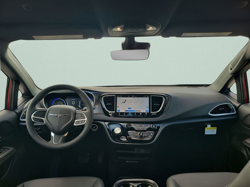 New 2026 Chrysler Voyager LX image 10