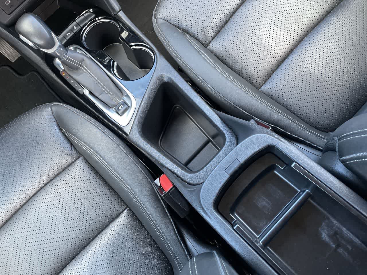 Used 2023 Buick Encore GX Essence w/ Experience Buick Package FWD image 22