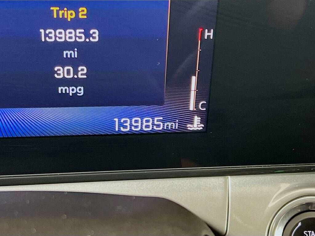 Certified 2025 Chevrolet Trax LT image 10