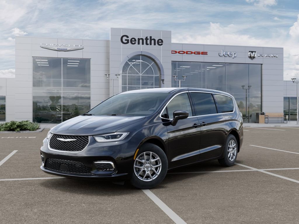 New 2026 Chrysler Pacifica Select image 1