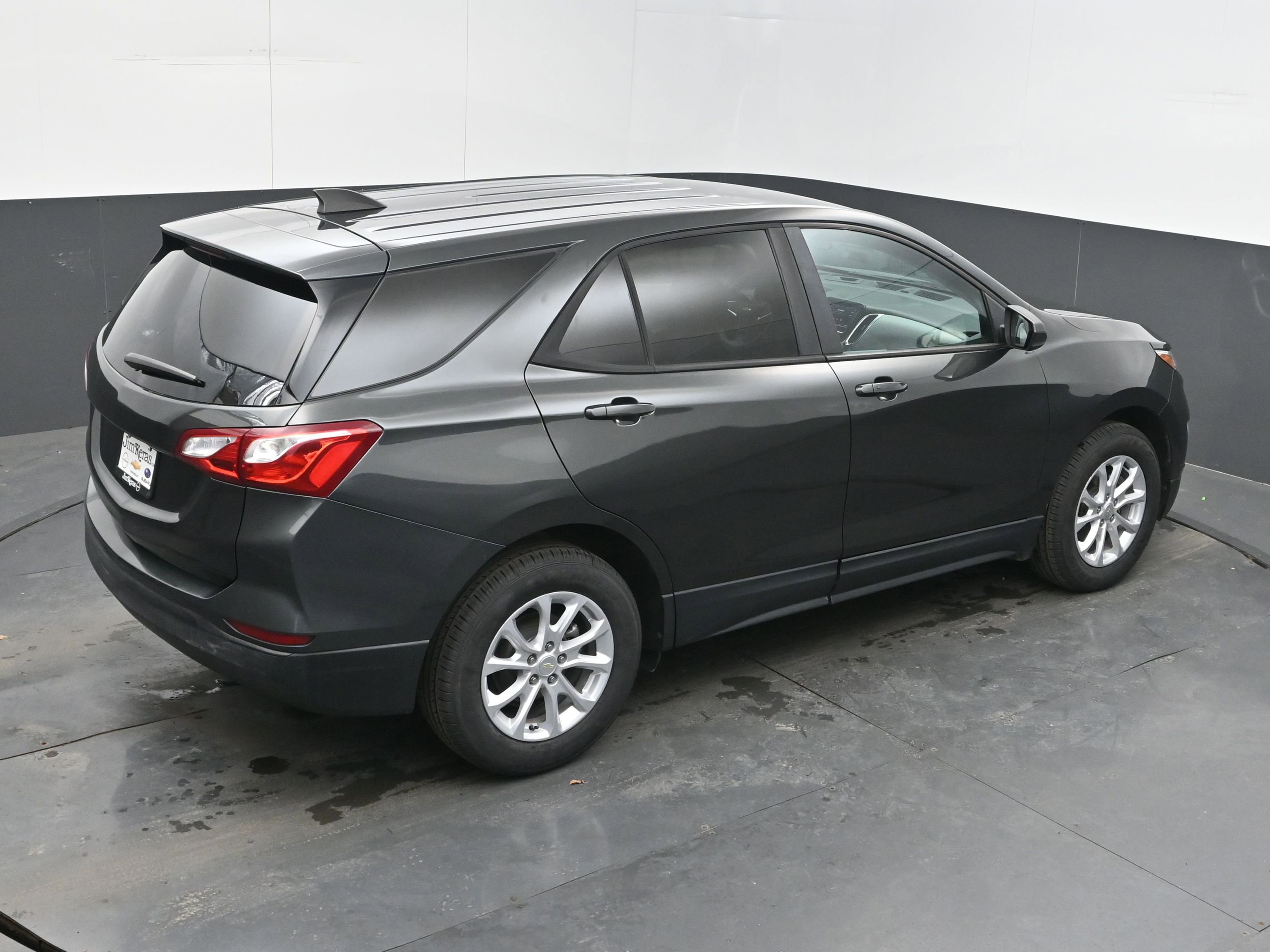 Used 2020 Chevrolet Equinox LS w/ LS Convenience Package image 36