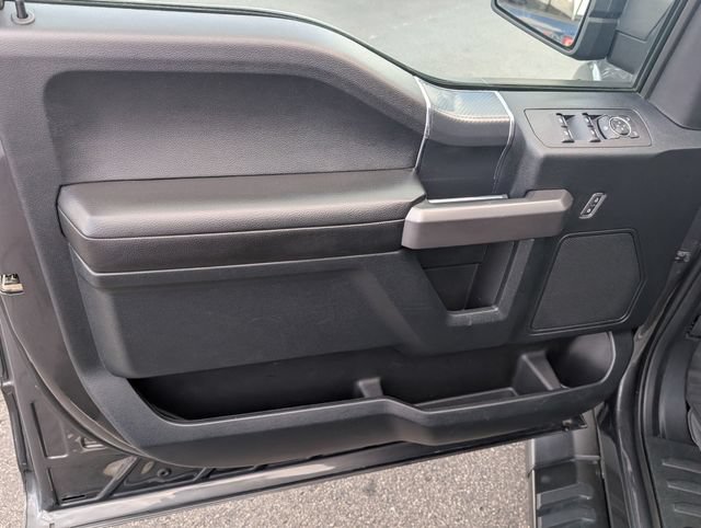 Used 2019 Ford F150 XLT w/ Equipment Group 302A Luxury AWD/4WD image 15
