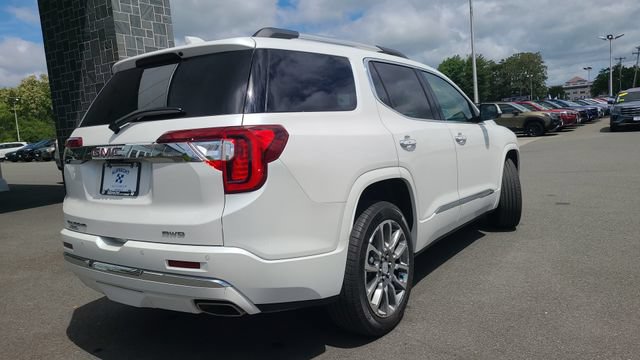 Used 2023 GMC Acadia Denali w/ Denali Ultimate Package AWD/4WD image 9