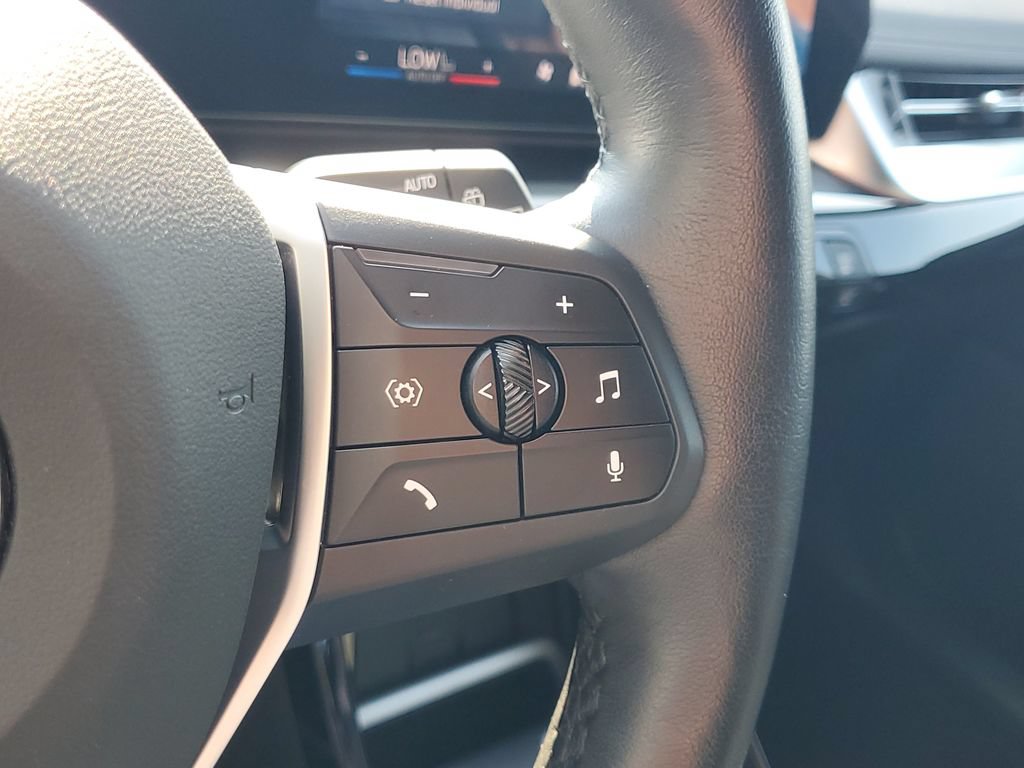 Used 2025 BMW X1 xDrive28i AWD/4WD image 16