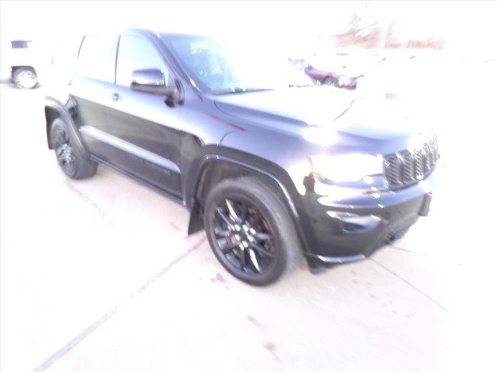 Used 2020 Jeep Grand Cherokee Altitude image 4