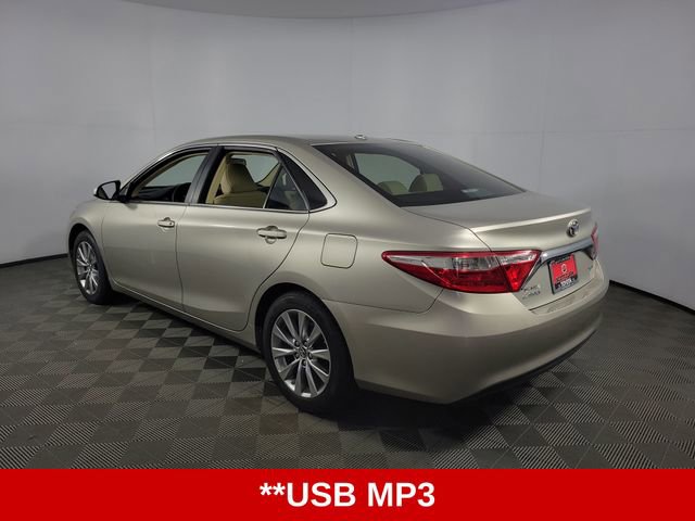 Used 2017 Toyota Camry XLE image 6