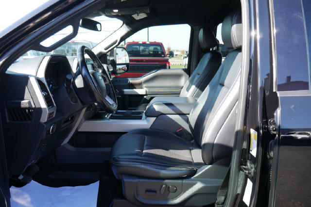 Used 2022 Ford F350 Lariat w/ Lariat Ultimate Package AWD/4WD image 2