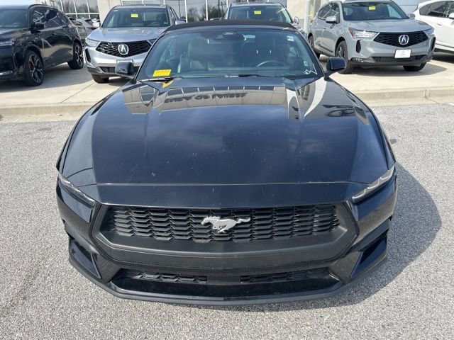 Used 2025 Ford Mustang Premium image 7
