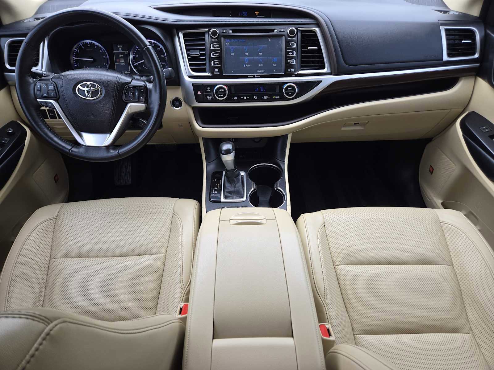 Used 2015 Toyota Highlander Limited FWD image 25