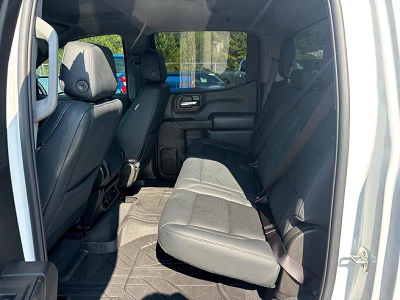 Used 2025 Chevrolet Silverado 1500 Custom image 32