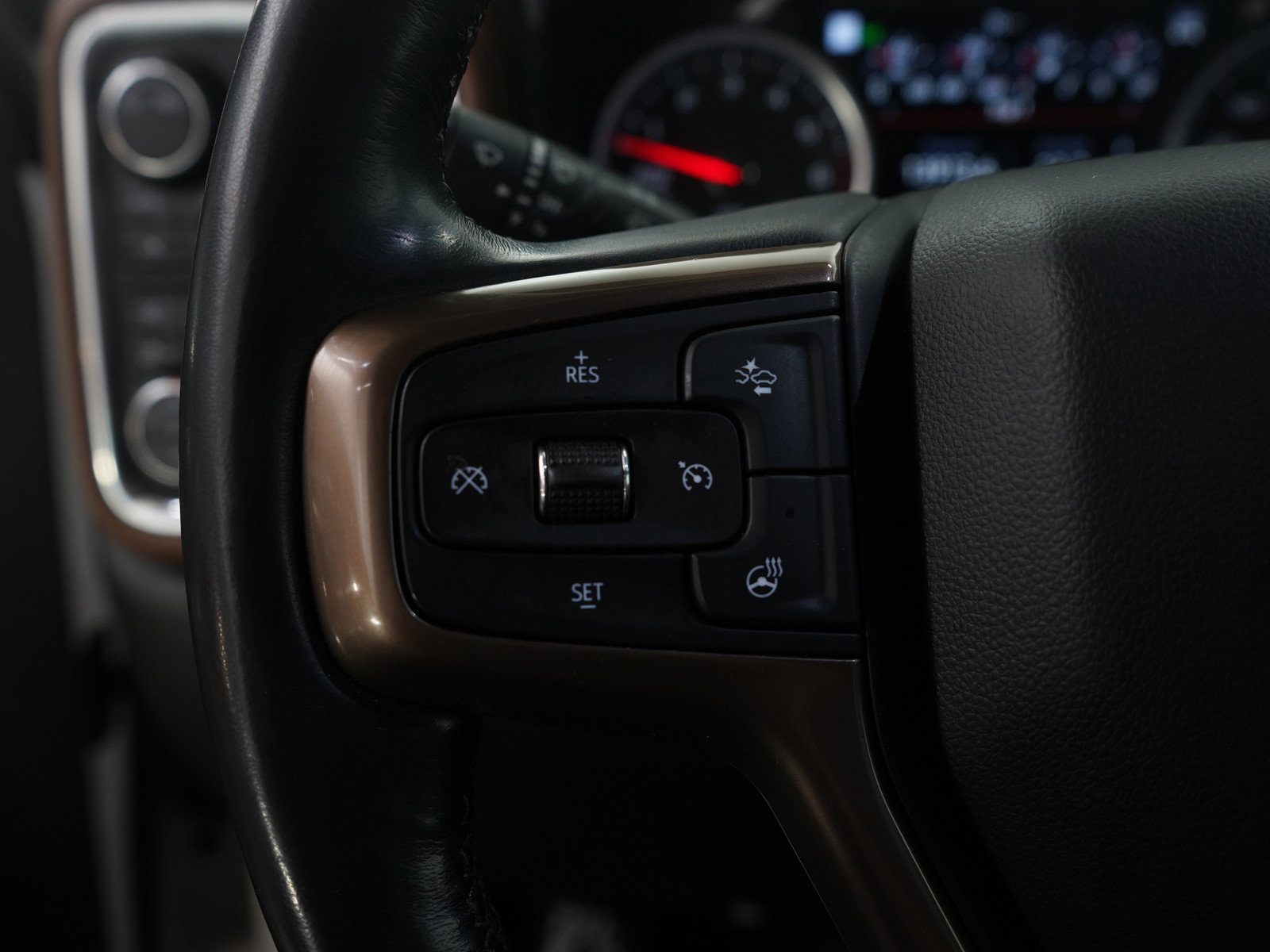 Used 2020 Chevrolet Silverado 1500 High Country image 17