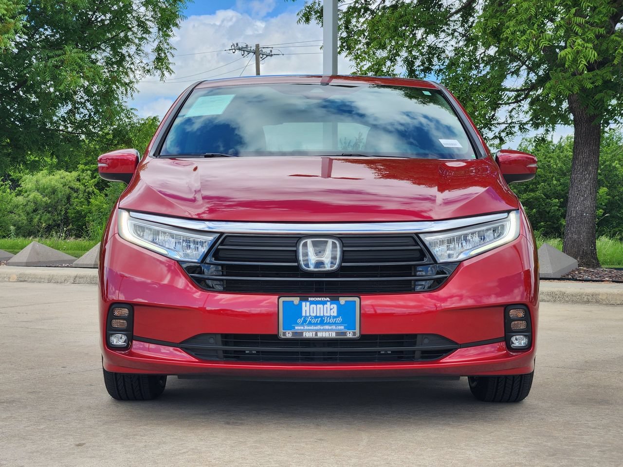 Certified 2024 Honda Odyssey EX-L image 2