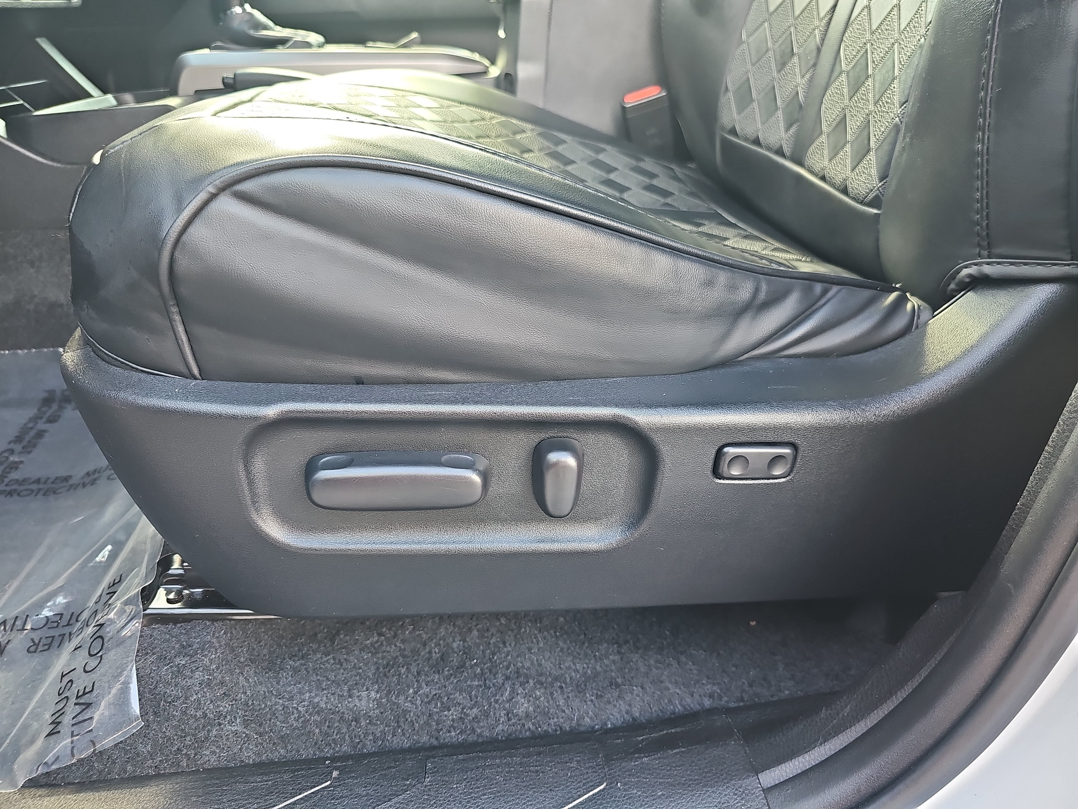 Used 2021 Toyota Tacoma SR5 RWD image 29