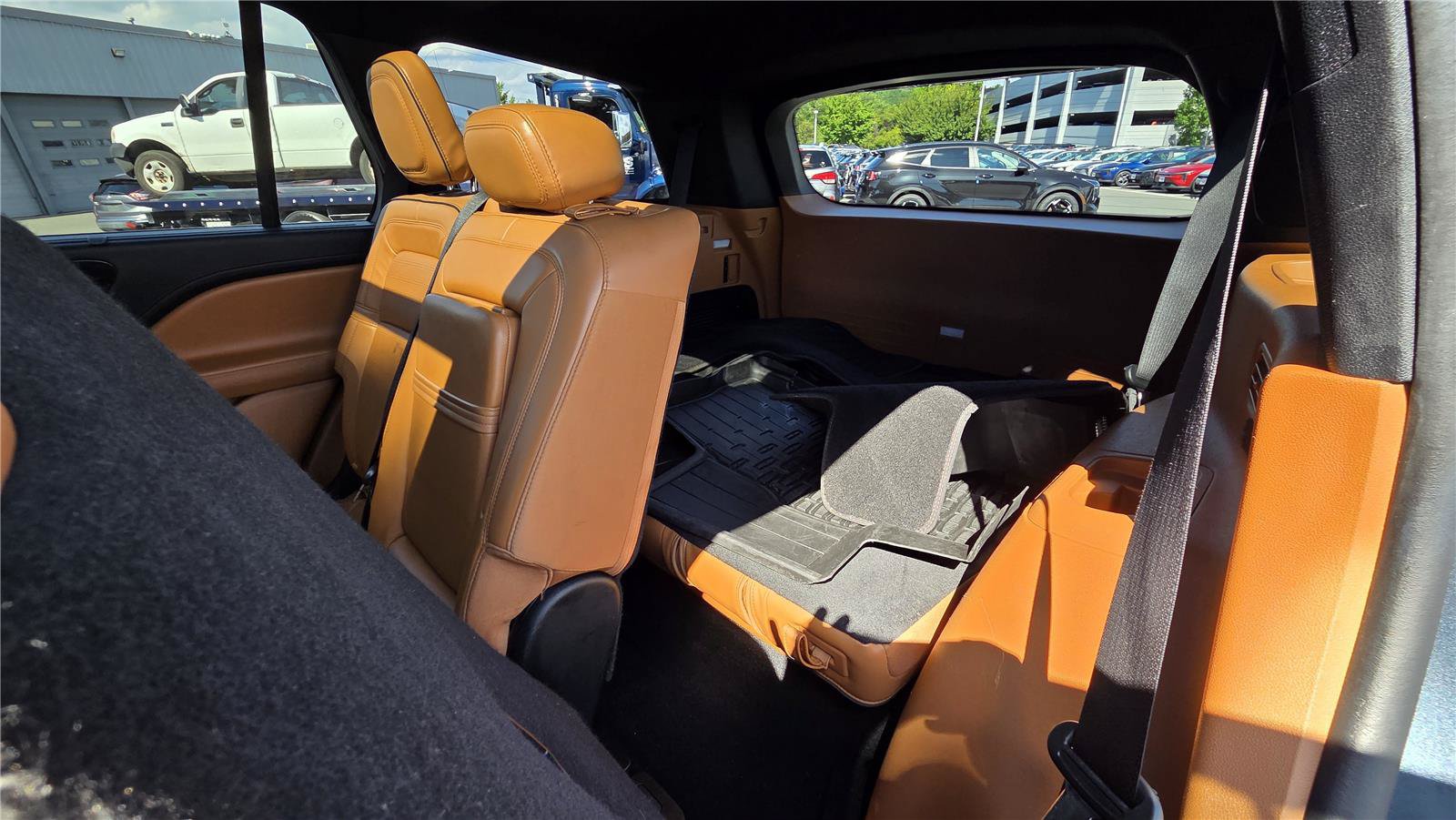 Used 2020 Lincoln Aviator Black Label w/ Dynamic Handling Package AWD/4WD image 29
