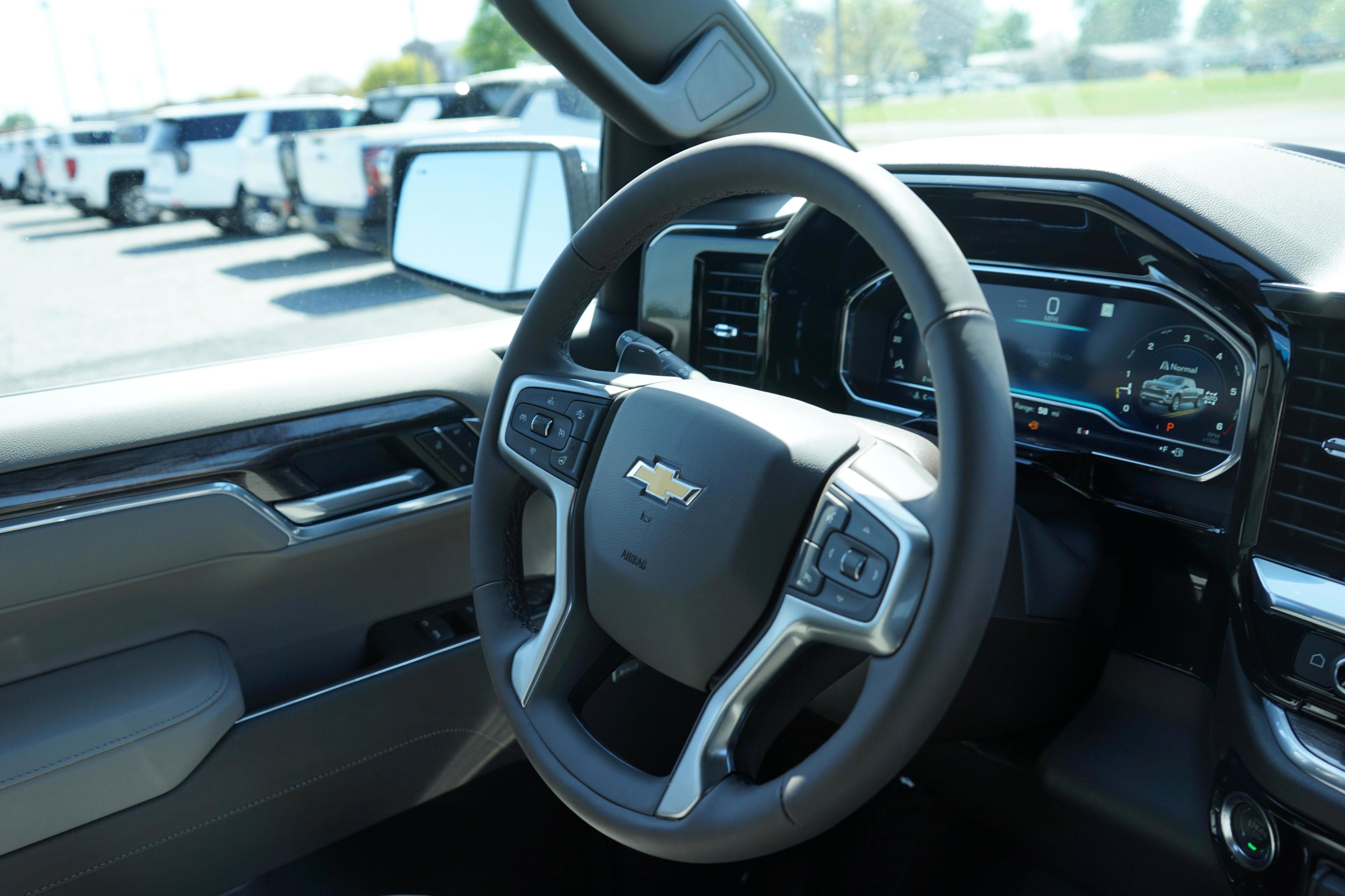 New 2025 Chevrolet Silverado 1500 LTZ w/ LTZ Premium Package image 23