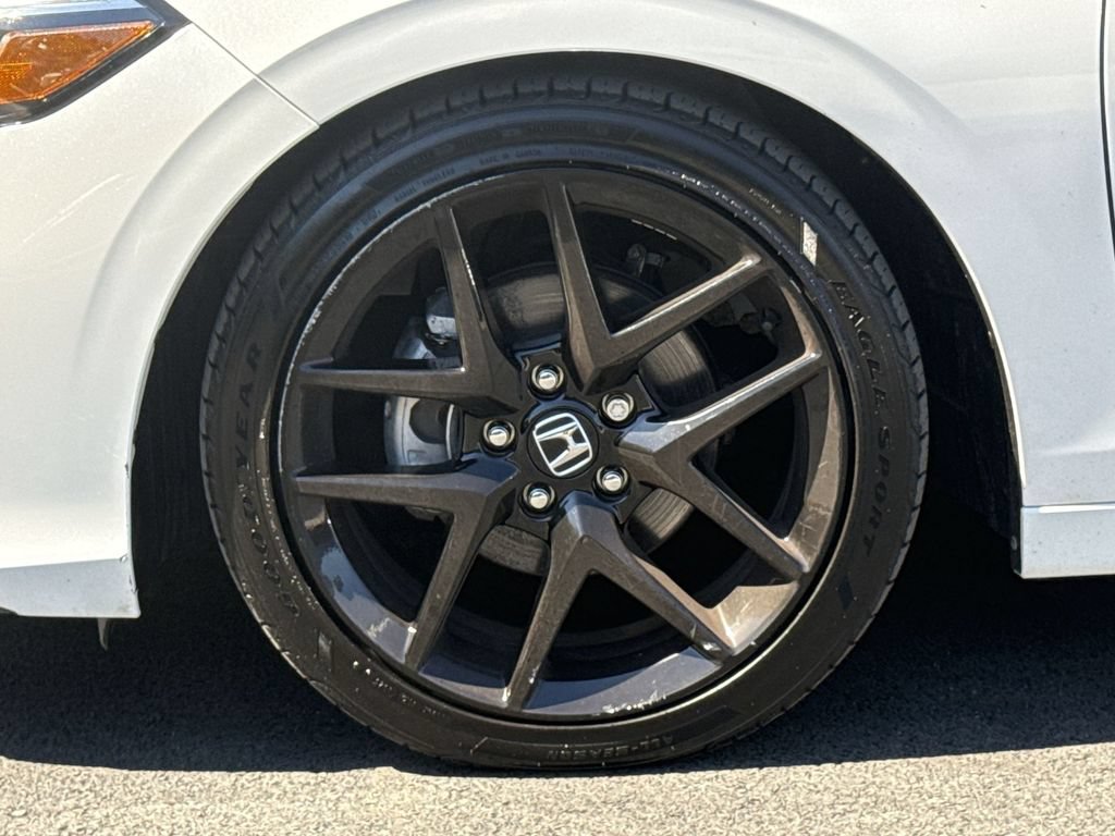 Used 2025 Honda Civic Sport image 18
