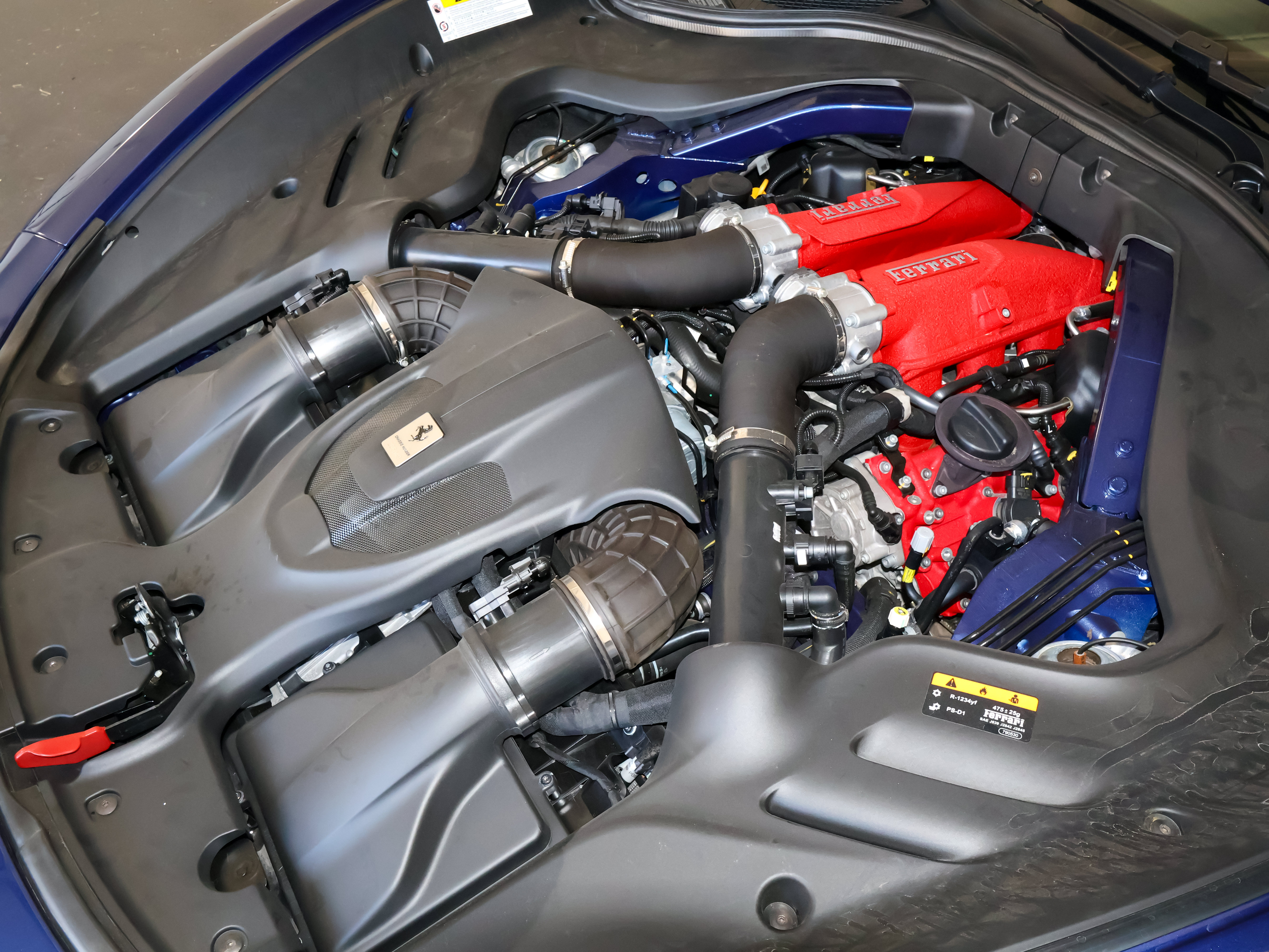 Used 2021 Ferrari Roma RWD image 54