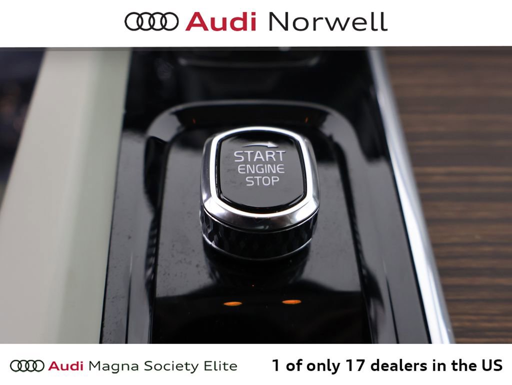 Used 2022 Volvo XC60 B5 Momentum w/ Climate Package image 4