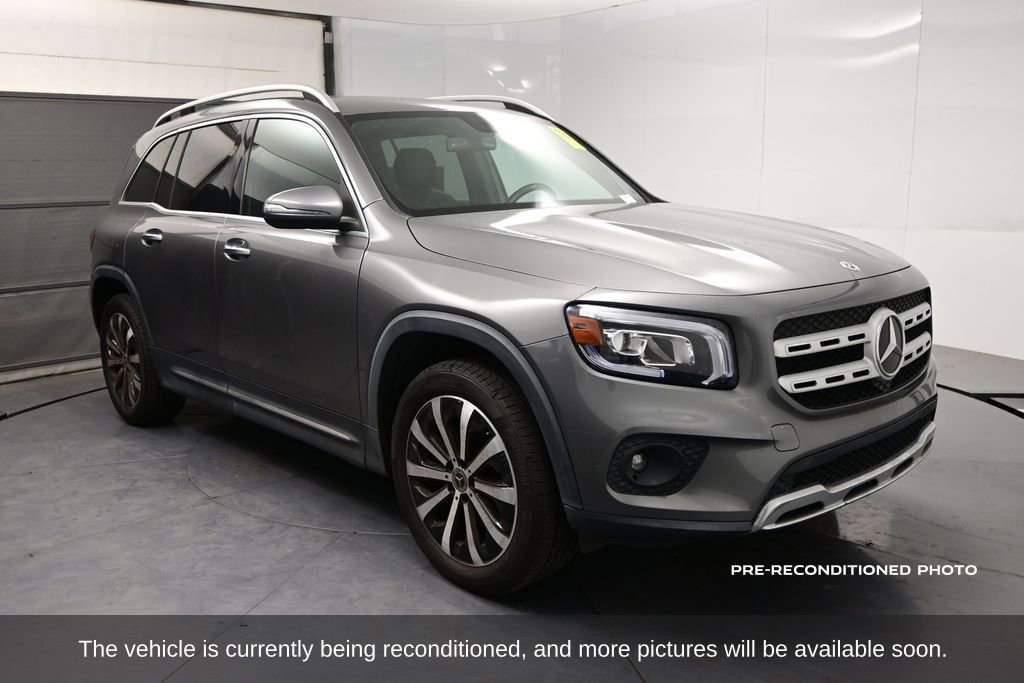 Used 2021 Mercedes-Benz GLB 250 image 2