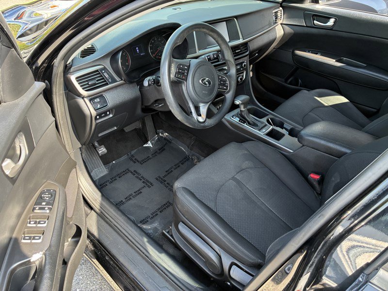 Used 2018 Kia Optima LX FWD image 7