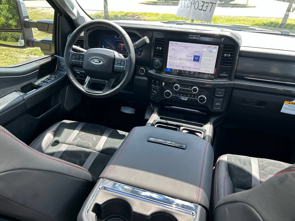 New 2026 Ford F250 Lariat w/ Black Appearance Package AWD/4WD image 9