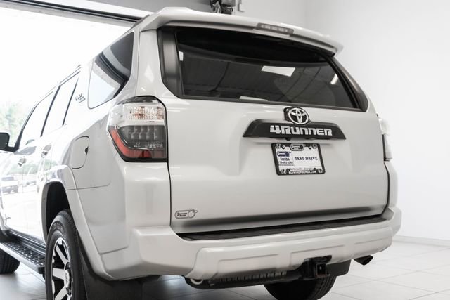 Used 2024 Toyota 4Runner TRD Off-Road Premium image 10