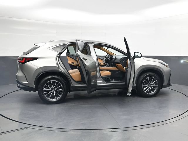 Used 2025 Lexus NX 350 AWD w/ Accessory Package (2T) image 40