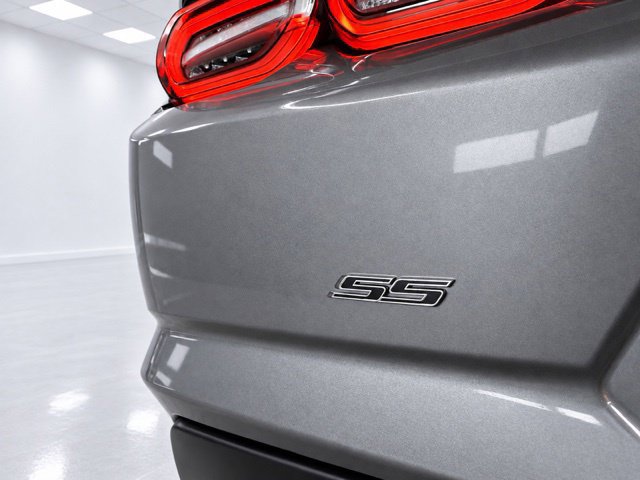 Used 2022 Chevrolet Camaro SS RWD image 13