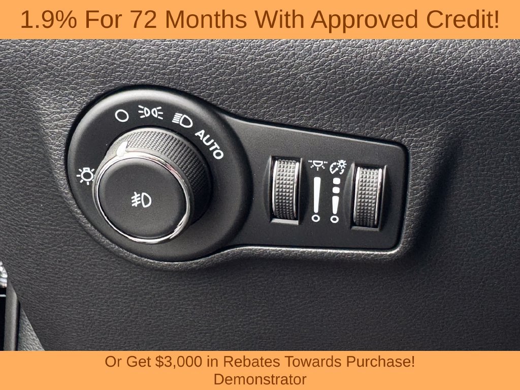 New 2026 Jeep Compass Limited w/ Sun, Sound & Navigation Group AWD/4WD image 28