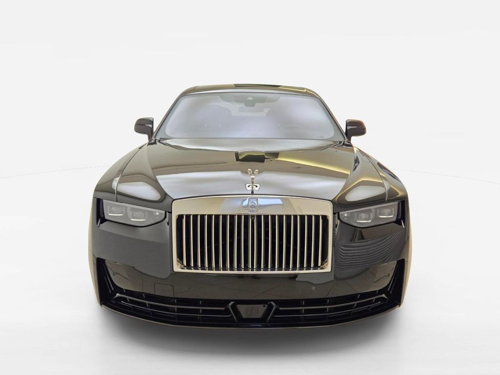 Certified 2025 Rolls-Royce Ghost AWD/4WD image 5