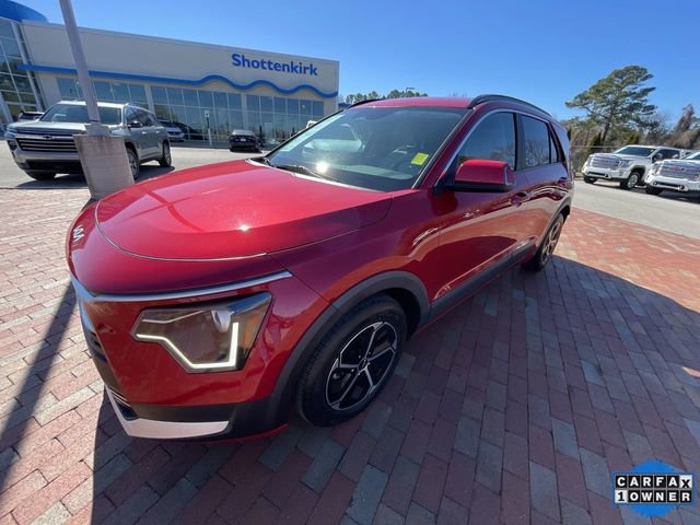 Used 2024 Kia Niro EX image 29