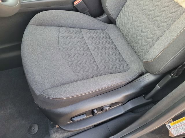 Used 2023 Chevrolet Equinox LT w/ LPO, Floor Liner Package image 11