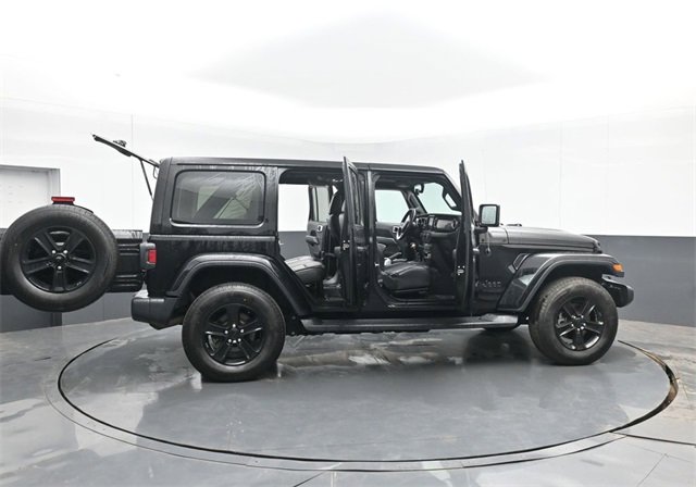 Used 2020 Jeep Wrangler Unlimited Sahara image 50