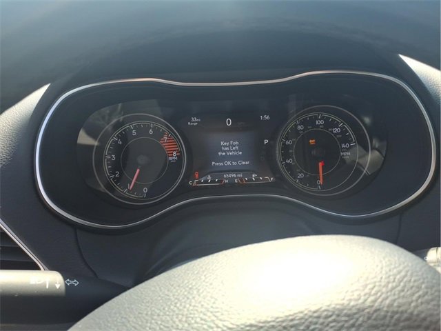 Used 2019 Jeep Cherokee Limited w/ Technology Group image 16