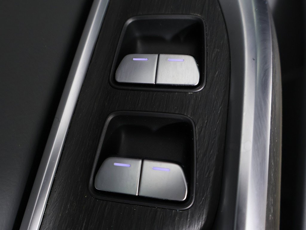 Used 2024 Lucid Air Touring image 39