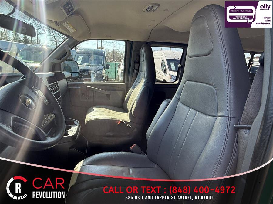 Used 2019 Chevrolet Express 3500 LS RWD image 12