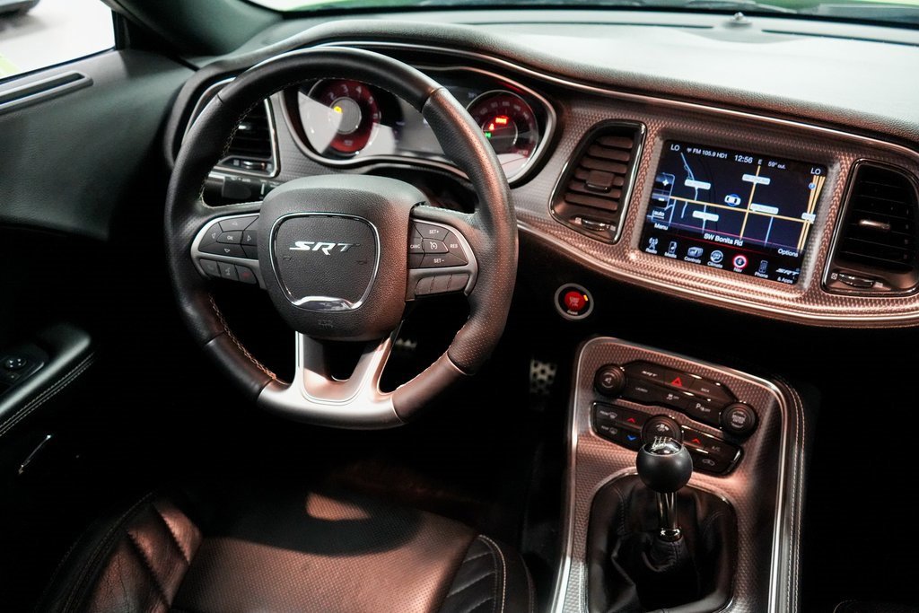 Used 2015 Dodge Challenger SRT Hellcat image 11