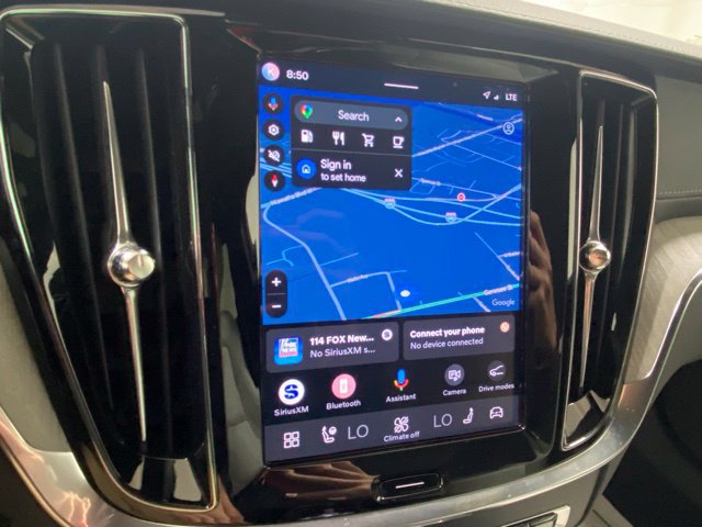 Certified 2025 Volvo V60 B5 Cross Country Ultra AWD/4WD image 19