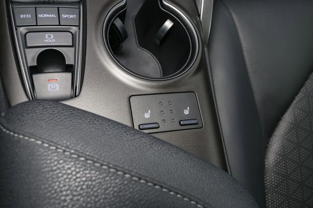 Used 2024 Toyota Camry XSE FWD image 23