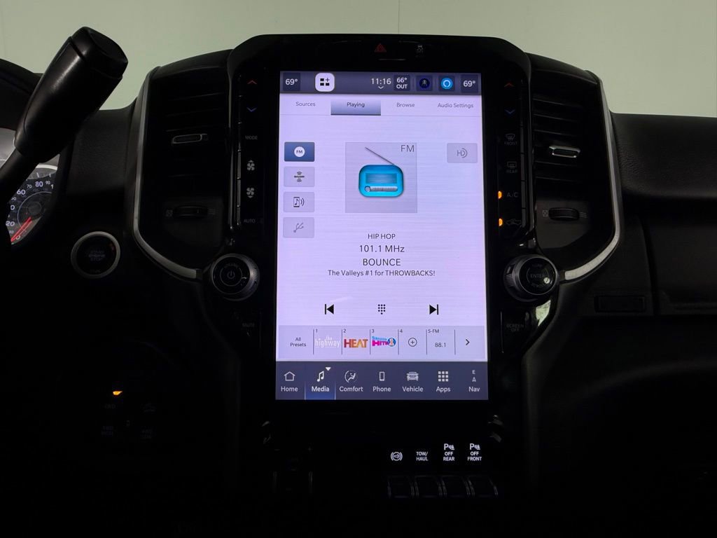 Used 2025 RAM 2500 Lone Star image 16