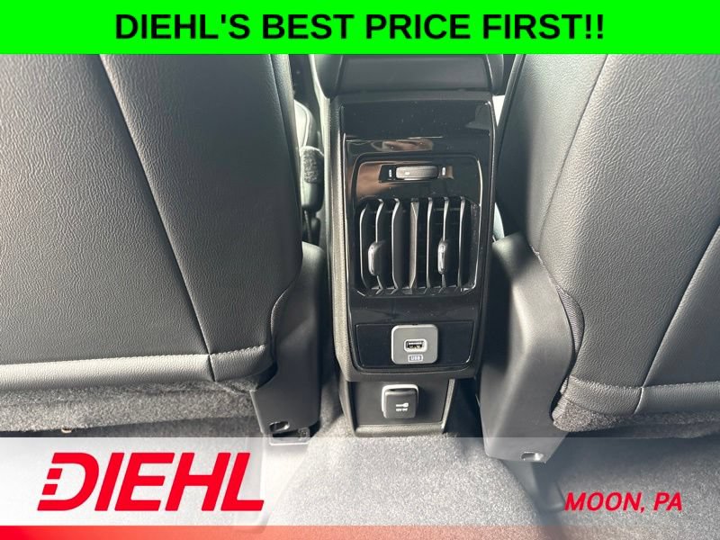 New 2026 Jeep Compass Limited w/ Sun, Sound & Navigation Group AWD/4WD image 17