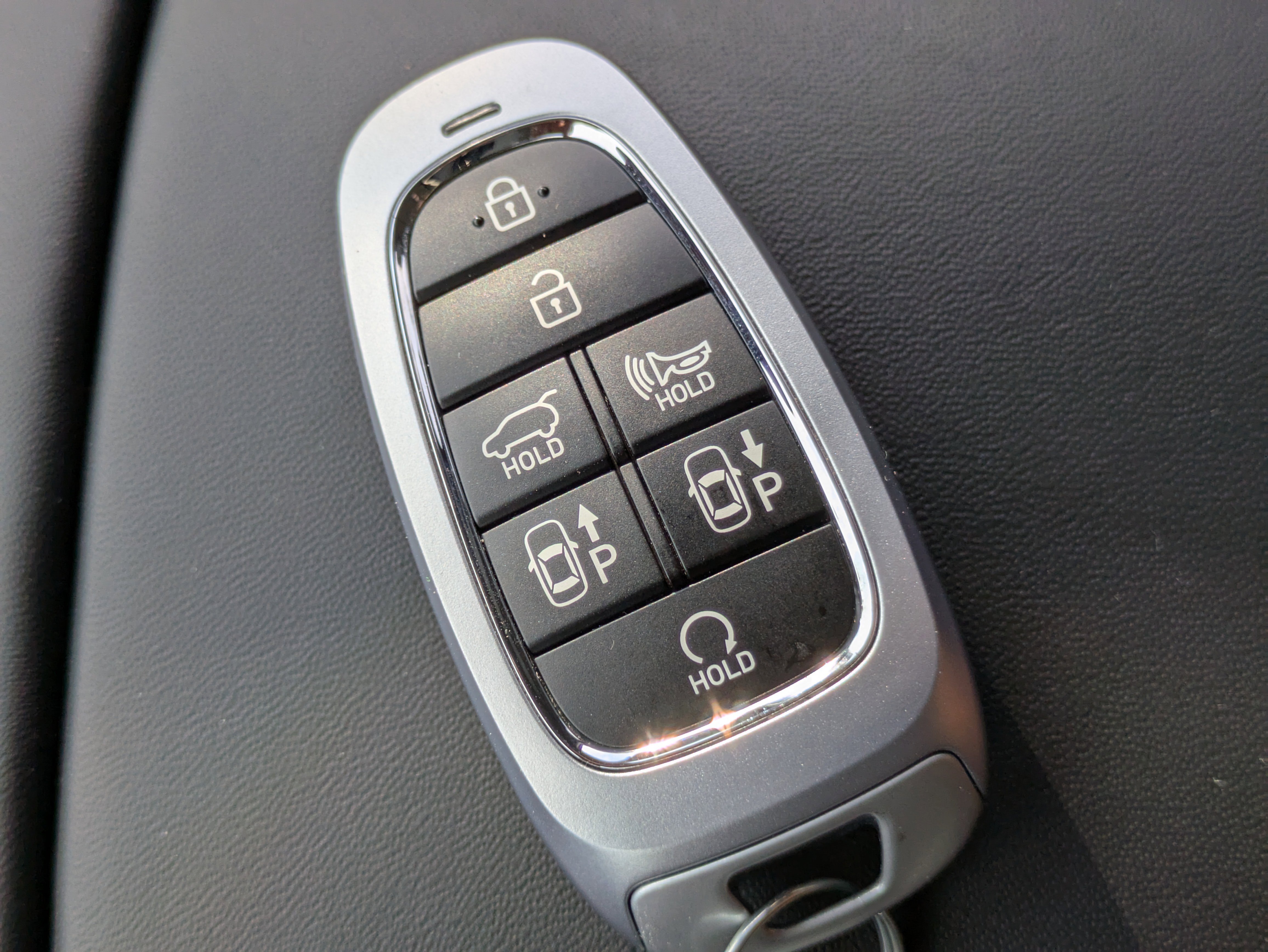 Used 2023 Hyundai Santa Fe Limited image 33