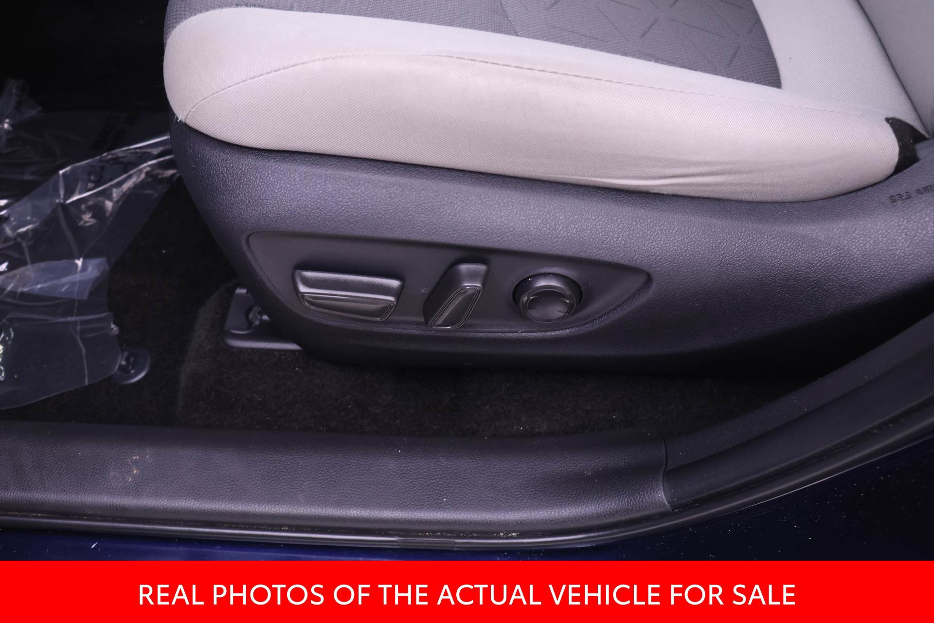 Certified 2025 Toyota RAV4 XLE w/ Convenience Package AWD/4WD image 10