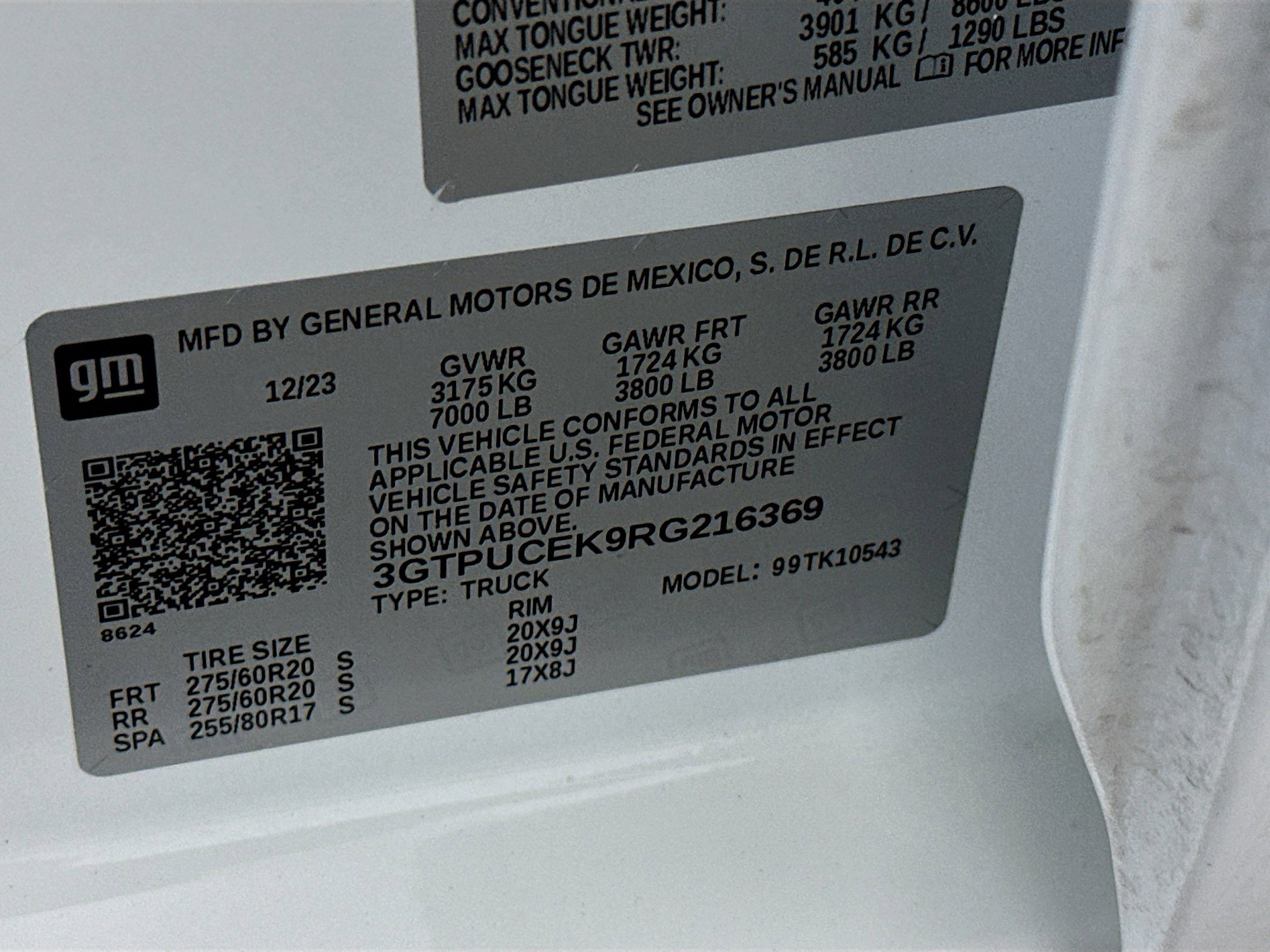 Used 2024 GMC Sierra 1500 Elevation image 12