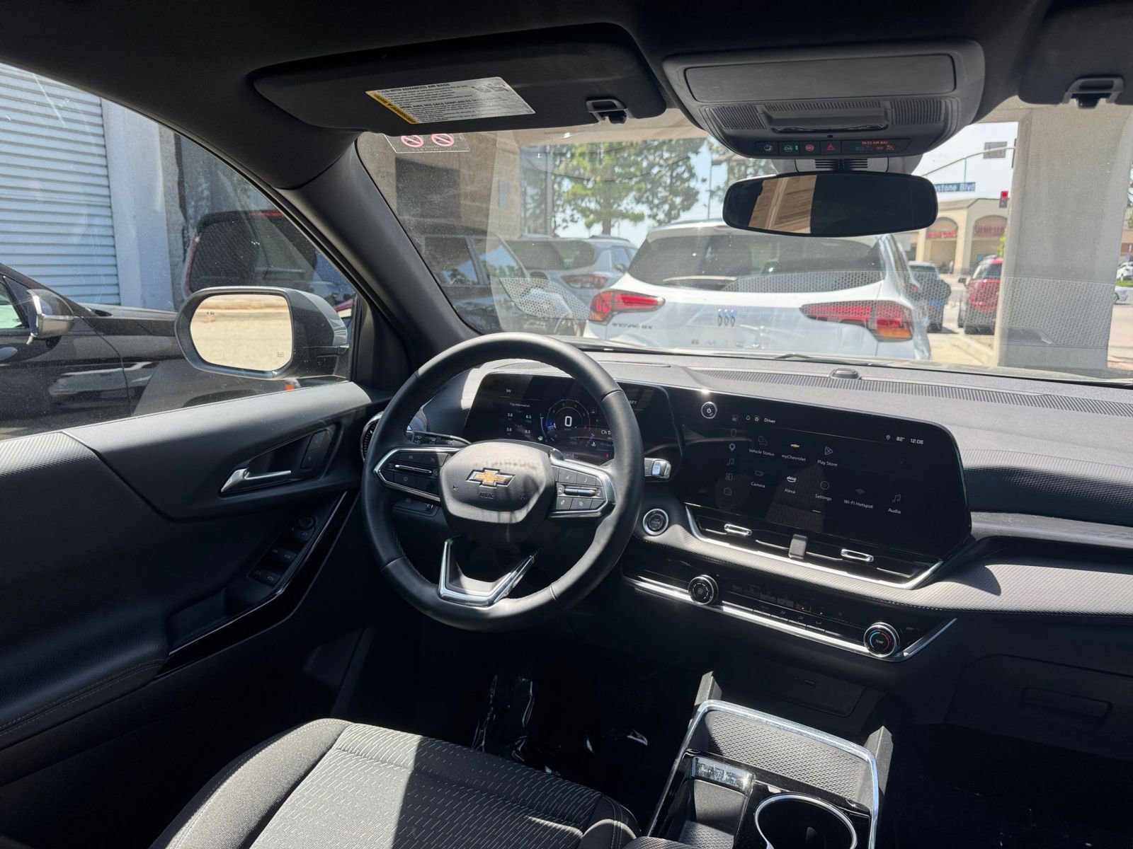 Used 2025 Chevrolet Equinox LT FWD image 35