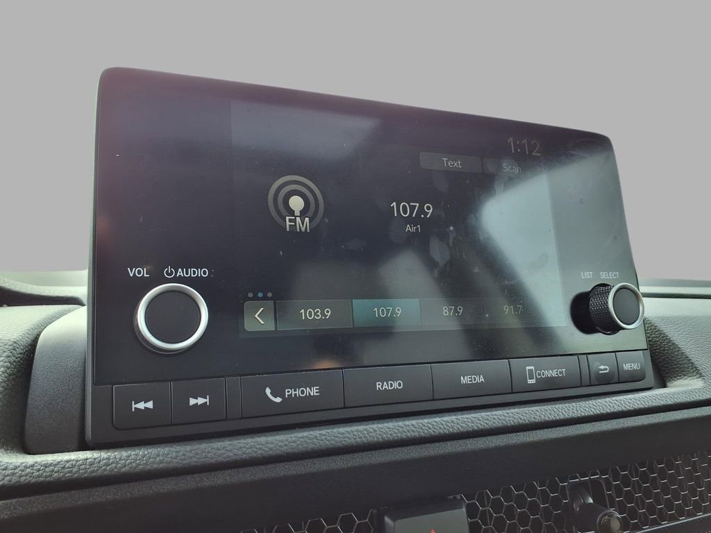 Used 2025 Honda CR-V EX image 5